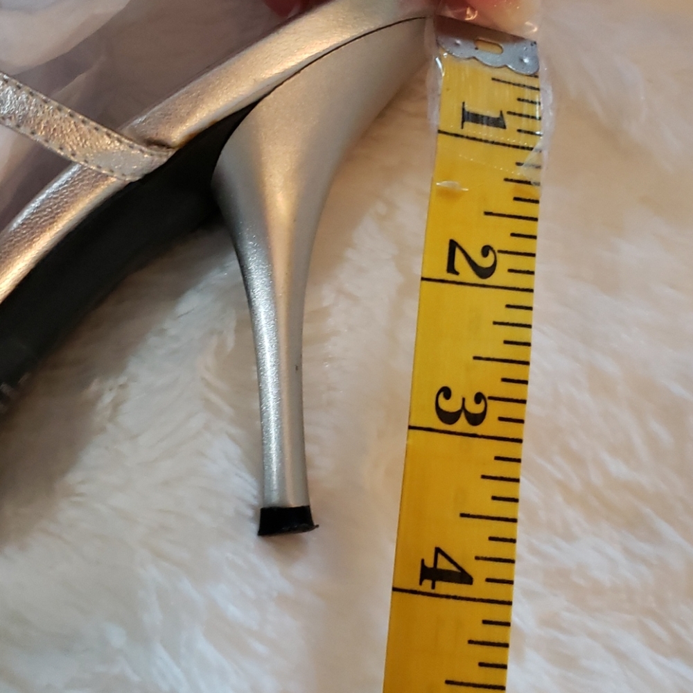 Guess Gwedie Heels - Picture 7 of 7